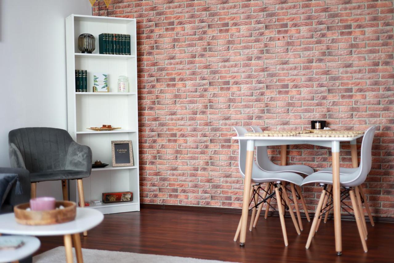 Апартаменты La Bloc - At The Block Бухарест Экстерьер фото